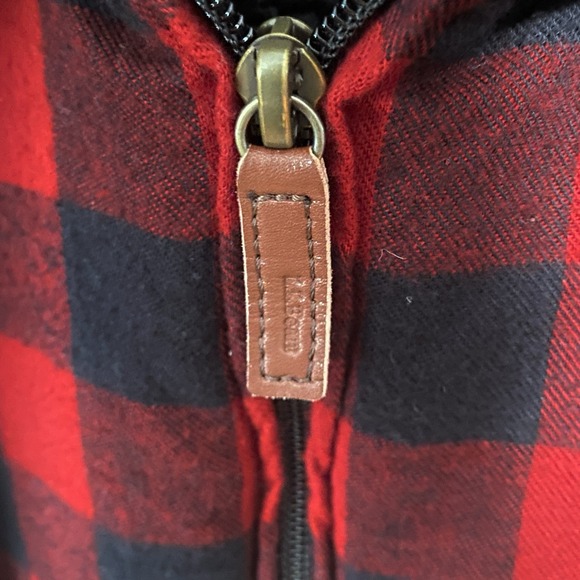 LL Bean Shacket Size XS Petite Sherpa Lined Plaid Red Black Hoodie - Picture 4 of 13